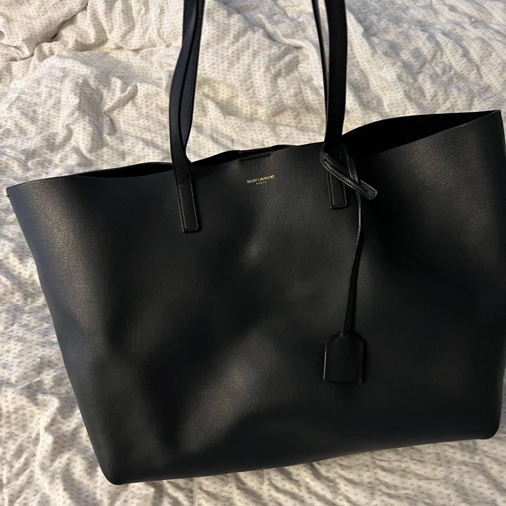 SOLD- Authentic - SAINT LAURENT EAST/WEST SHOPPING BAG IN SMOOTH LEATHER - NAVY